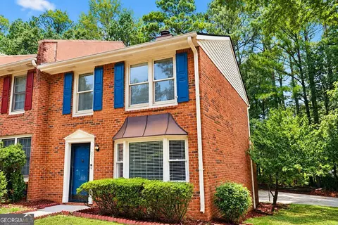 893 Chippendale Ln, Norcross, GA 30093