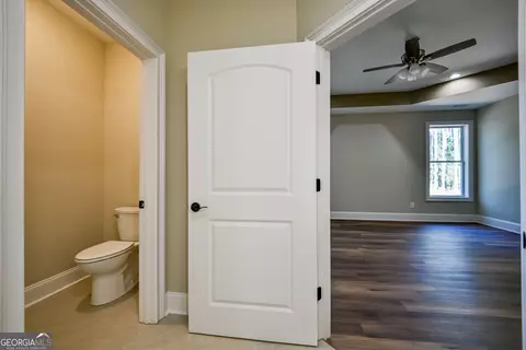 Entry Way - 35 Mattie Ct, Mansfield, GA 30055 photo 4 of 9