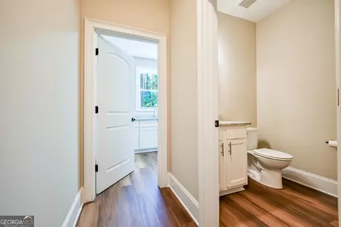 Entry Way - 35 Mattie Ct, Mansfield, GA 30055 photo 5 of 9