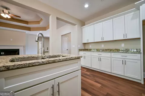 Kitchen - 35 Mattie Ct, Mansfield, GA 30055 photo 3 of 3