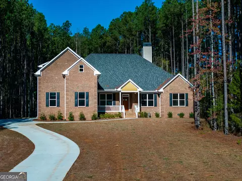 Exterior - 35 Mattie Ct, Mansfield, GA 30055 photo 9 of 9