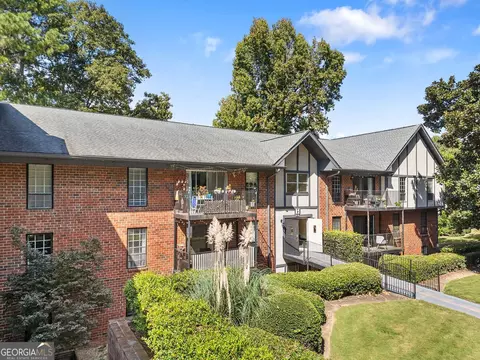 6851 Roswell Rd #H28, Sandy Springs, GA 30328