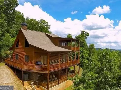 499 Raven Ridge Cir, Mineral Bluff, GA 30559