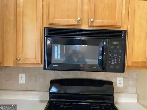 713 Burtons Cv, Hampton, GA 30228 photo 4
