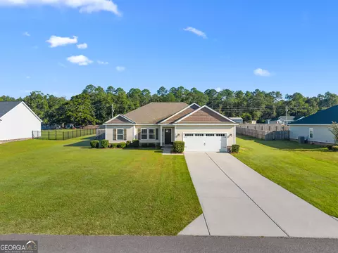 411 Pivot Pt, Statesboro, GA 30458