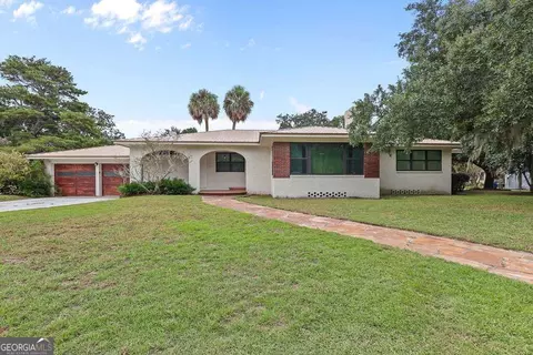 212 Kingsland Dr, Folkston, GA 31537