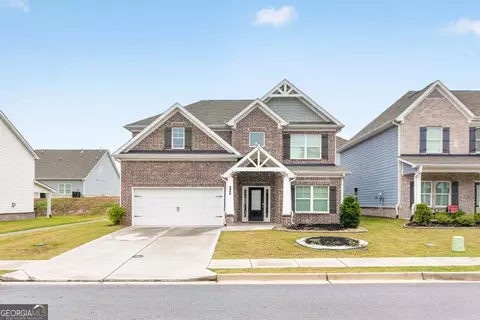 744 Clark Lake Estates Dr, Grayson, GA 30017