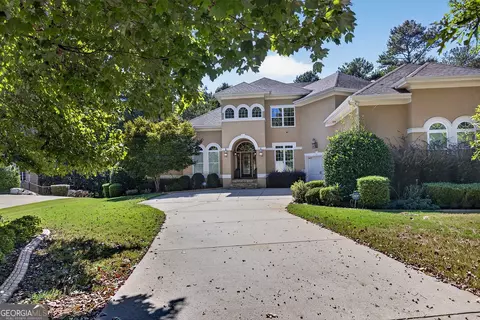 1307 Kinsale Ct, Locust Grove, GA 30248