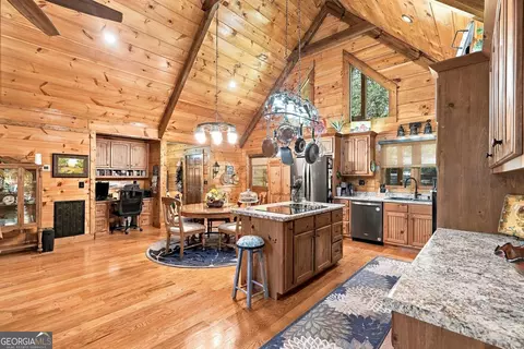 Kitchen - 180 Pebble Creek Dr, Covington, GA 30016 photo 2 of 3