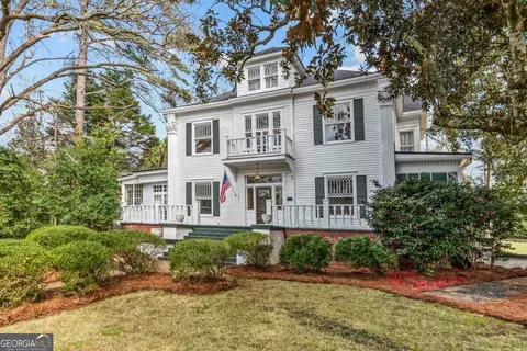 301 N East St, Greensboro, GA 30642