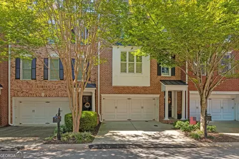5505 Waters Edge Trl, Roswell, GA 30075
