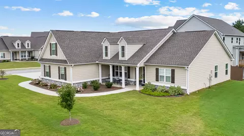 Exterior - 557 Lago Ct, Lagrange, GA 30241 photo 2 of 6