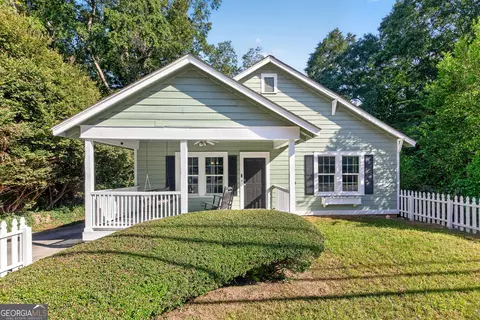 43 Clark St, Newnan, GA 30263