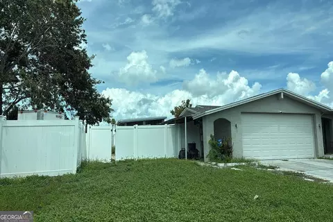 3145 Domino Dr, Holiday, FL 34691