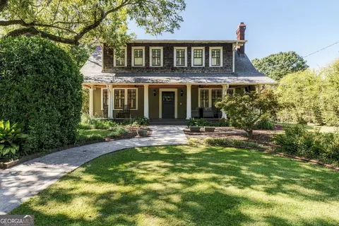 1071 Green Street Cir, Gainesville, GA 30501