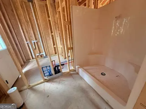 Bath - 207 Loftis Rd, Temple, GA 30179 photo 2 of 2
