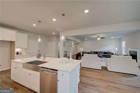 Entry Way - 188 Compass Rd, Hampton, GA 30228 photo 5 of 13
