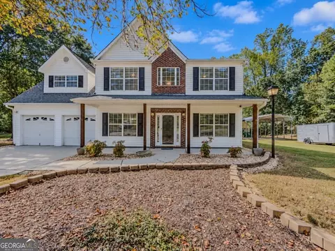 1205 Mystic Dr, Loganville, GA 30052
