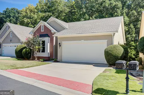 121 Augusta Dr #11, Peachtree City, GA 30269
