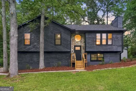 6311 Stoney Ct, Austell, GA 30168