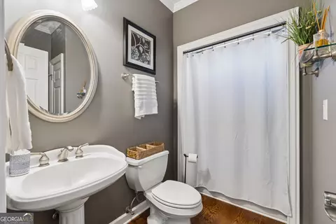 Bath - 230 Rivergate Dr, Suwanee, GA 30024 photo 7 of 7