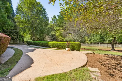 Exterior - 230 Rivergate Dr, Suwanee, GA 30024 photo 10 of 12