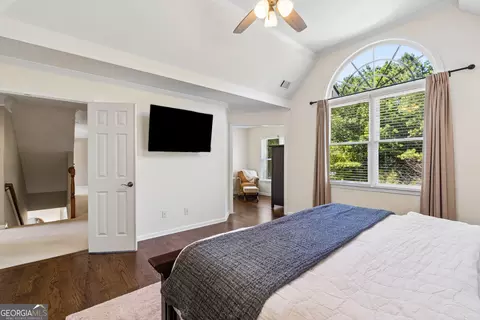 Bedroom - 230 Rivergate Dr, Suwanee, GA 30024 photo 2 of 6