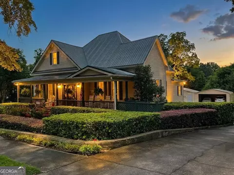 202 S Madison Ave, Eatonton, GA 31024