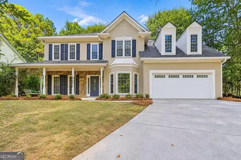 1315 Tuxedo Ct, Lawrenceville, GA 30043