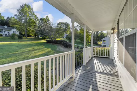 Exterior - 284 Hobson Dr, Jasper, GA 30143 photo 4 of 13