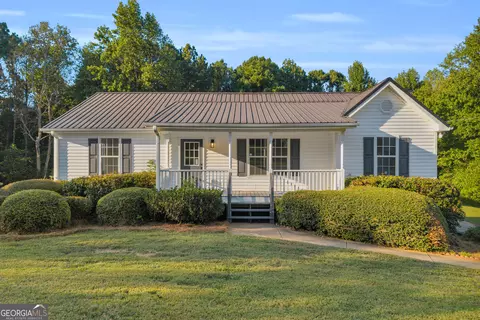 Exterior - 284 Hobson Dr, Jasper, GA 30143 photo 2 of 13