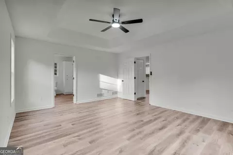 Entry Way - 284 Hobson Dr, Jasper, GA 30143 photo 2 of 6