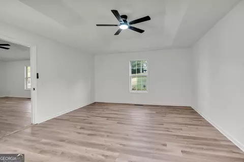 Living - 284 Hobson Dr, Jasper, GA 30143 photo 4 of 4