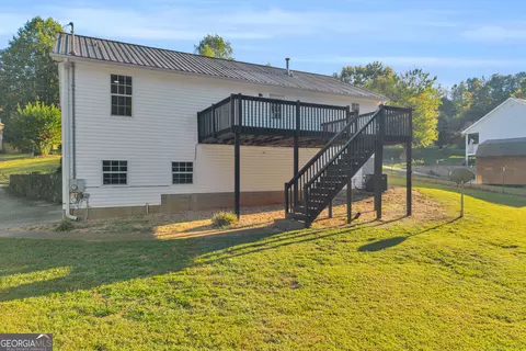 Exterior - 284 Hobson Dr, Jasper, GA 30143 photo 10 of 13