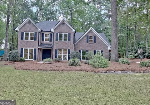 140 Cedar Creek Ct, Fayetteville, GA 30215