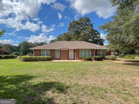 Exterior - 1012 Springdale Rd, Dublin, GA 31021 photo 4 of 11