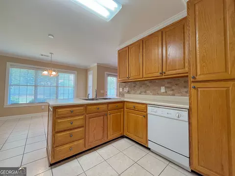 Kitchen - 1012 Springdale Rd, Dublin, GA 31021 photo 2 of 3