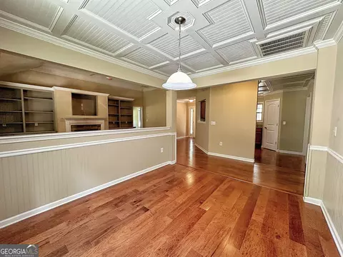 Living - 950 John Lovelace Rd, Lagrange, GA 30241 photo 5 of 5