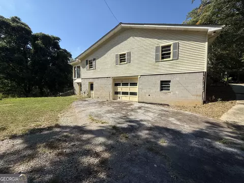 Exterior - 4 Poppys Ln, Toccoa, GA 30577 photo 4 of 5