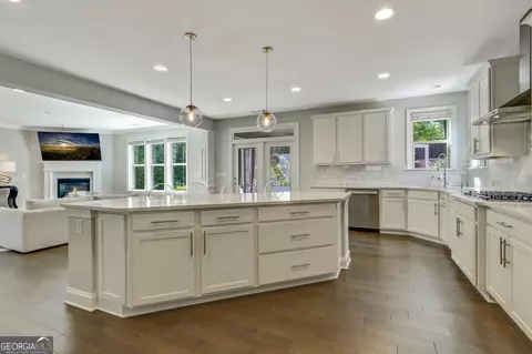 Kitchen - 516 Flyingbolt Run, Canton, GA 30115 photo 4 of 4