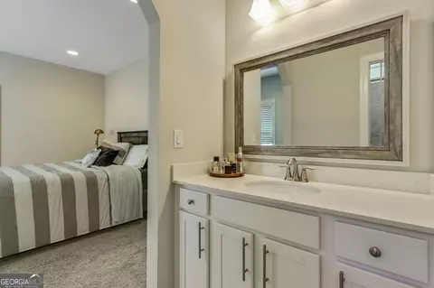 Bath - 516 Flyingbolt Run, Canton, GA 30115 photo 5 of 5