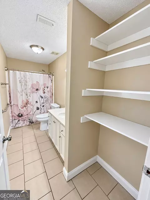 Bath - 130 Pine St, Pulaski, GA 30451 photo 1 of 3