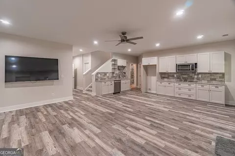 Living - 2849 Windsor Knoll Dr, Dacula, GA 30019 photo 6 of 8