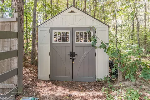 Exterior - 2849 Windsor Knoll Dr, Dacula, GA 30019 photo 7 of 17