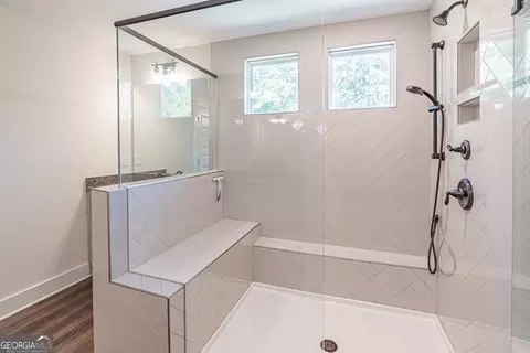 Bath - 2849 Windsor Knoll Dr, Dacula, GA 30019 photo 6 of 9