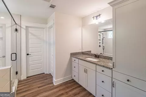 Bath - 2849 Windsor Knoll Dr, Dacula, GA 30019 photo 7 of 9
