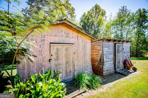 Exterior - 677 Upper Caldwell Rd, Bowdon, GA 30108 photo 9 of 12