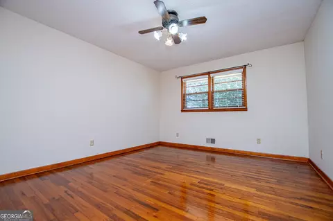 Bedroom - 677 Upper Caldwell Rd, Bowdon, GA 30108 photo 8 of 11