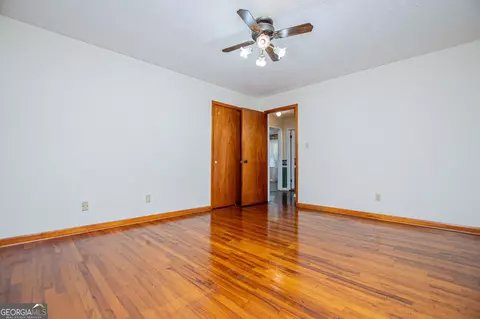 Bedroom - 677 Upper Caldwell Rd, Bowdon, GA 30108 photo 6 of 11