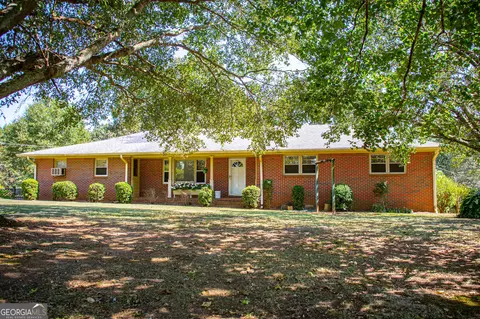 Exterior - 677 Upper Caldwell Rd, Bowdon, GA 30108 photo 2 of 12